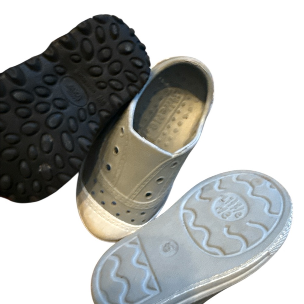 Baby/Toddler Assorted Shoes Bundle - Picture 6 of 6